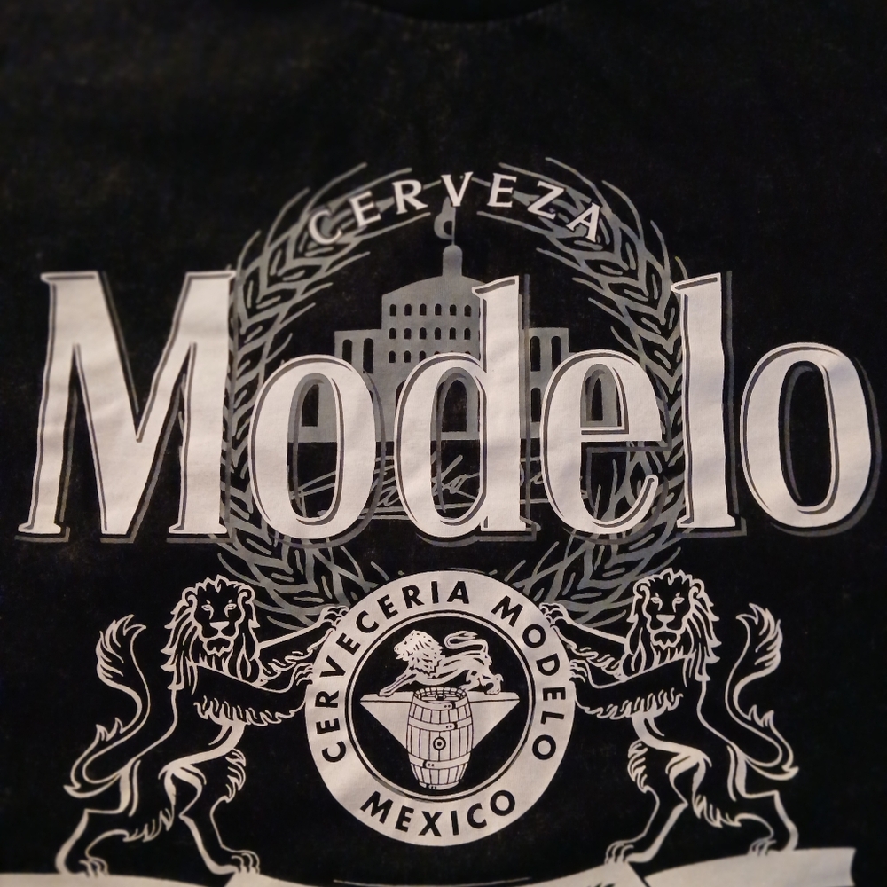 MODELO Crop Top - Picture 4 of 4